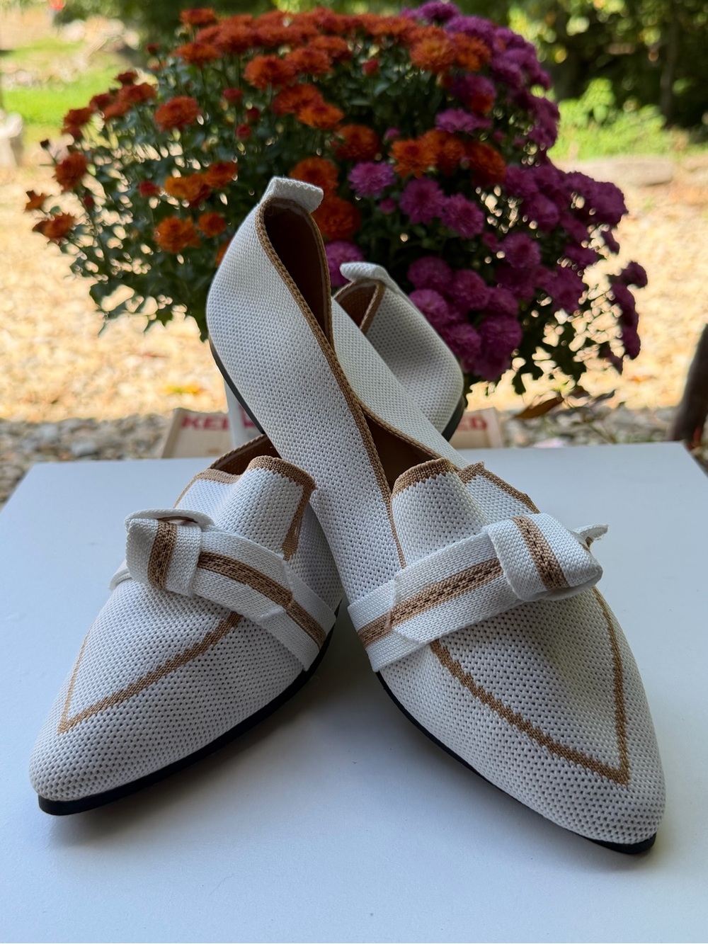 Vivaia Michelle 2.0 White Knit Bow Loafers 42